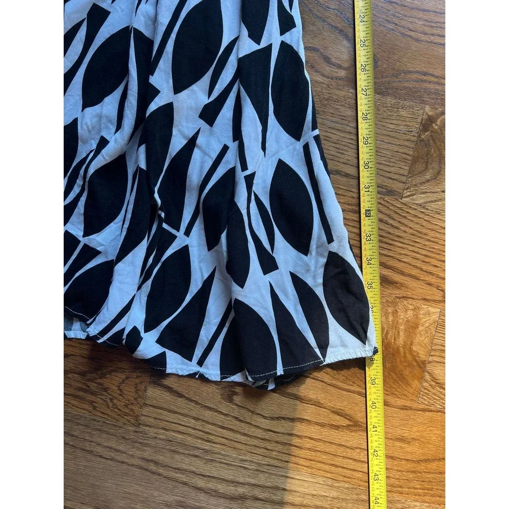 Millibon Strappy Oval Dress Medium Geometric Black White Boho Vacay Resort Sun - Picture 8 of 8